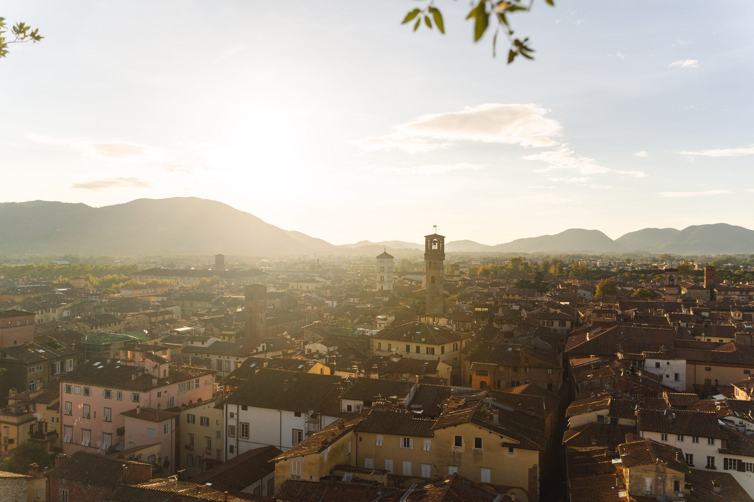 Lucca al tramonto