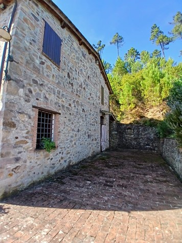 Casale in vendita a Buti — foto 5