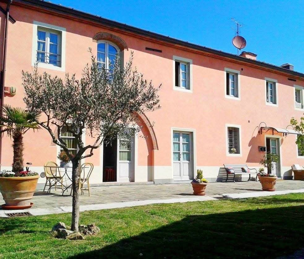 Vendita CASALE a ALTOPASCIO in ESCLUSIVA